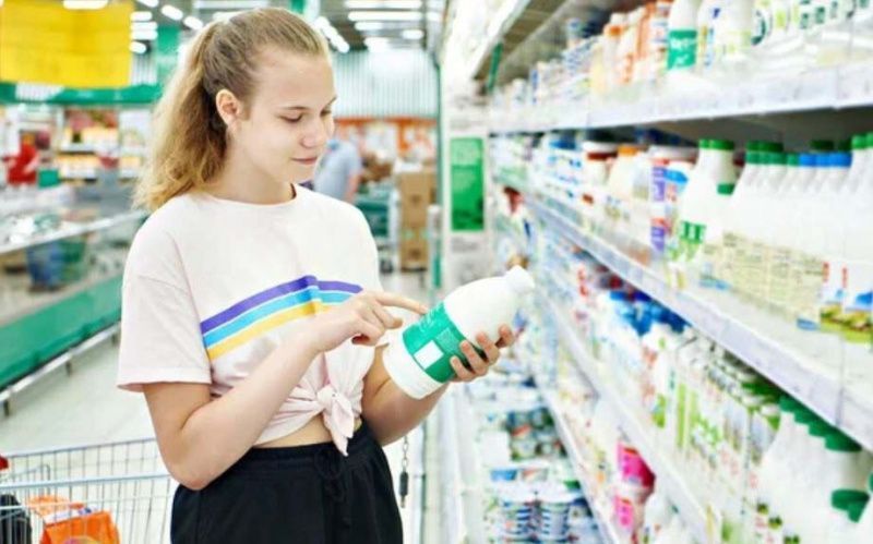 Цена на молоко снизилась на 14,9% в Ташкенте по сравнению с октябрем
