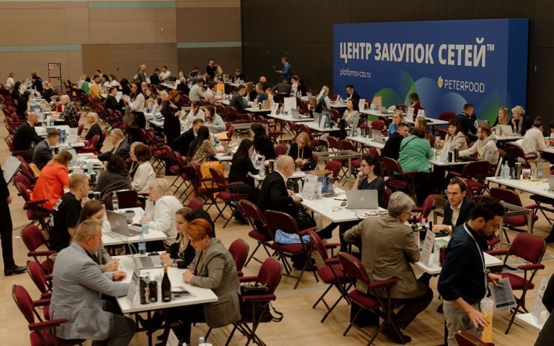 На российской выставке «Петерфуд-2025» ритейлеры и производители определят продуктовые тренды на 2026 год