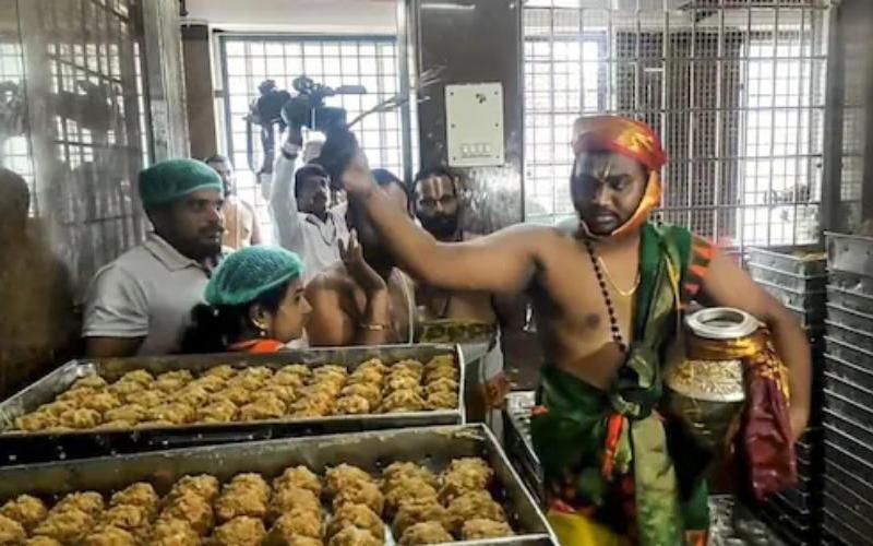 CBI, Tirupati'deki Ilık Yağ Tahrifatı Davasında 36 Kişiyi Suçladı