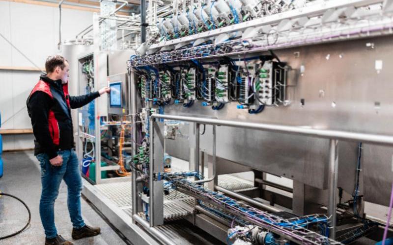 Future-proof automatic milking solutions and digital resilience on-farm
