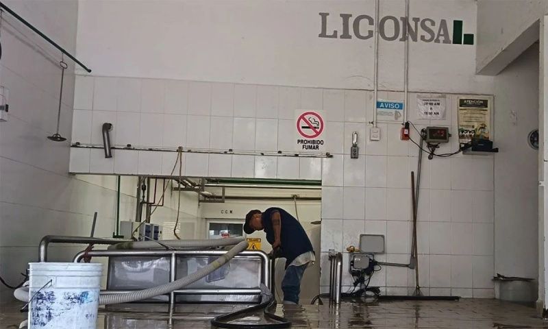 Valle de Santiago dairy farmers receive overdue payments