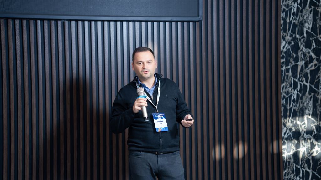 DSC09631_resized.jpeg DSC09631_resized.jpeg